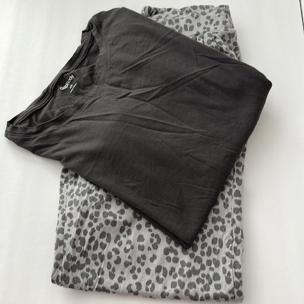 Gap Body lounge set!